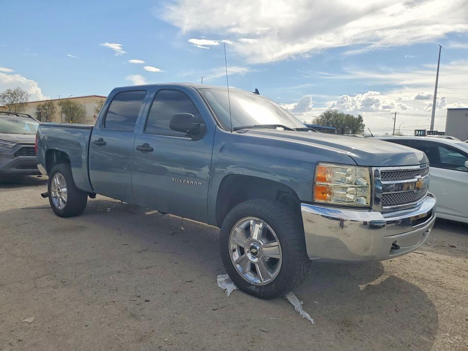 Photo 4 from auction – 2013 CHEVROLET SILVERADO with VIN 3GCPKSE78DG172997