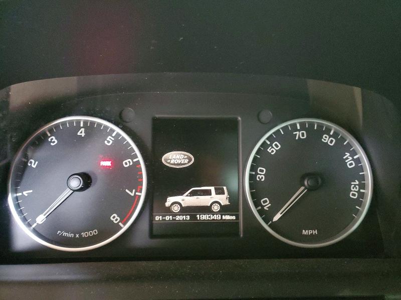 Photo 9 from auction – 2015 LAND ROVER LR4 with VIN SALAG2V67FA765694