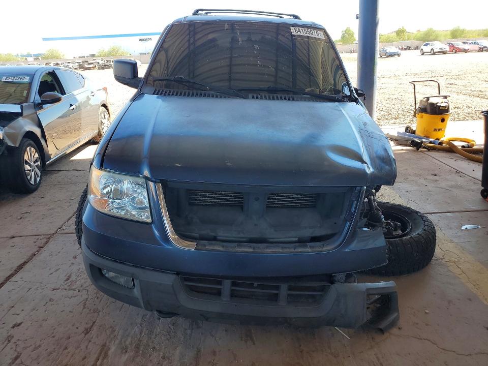 Photo 5 from auction – 2004 FORD EXPEDITION with VIN 1FMPU14W84LA37255