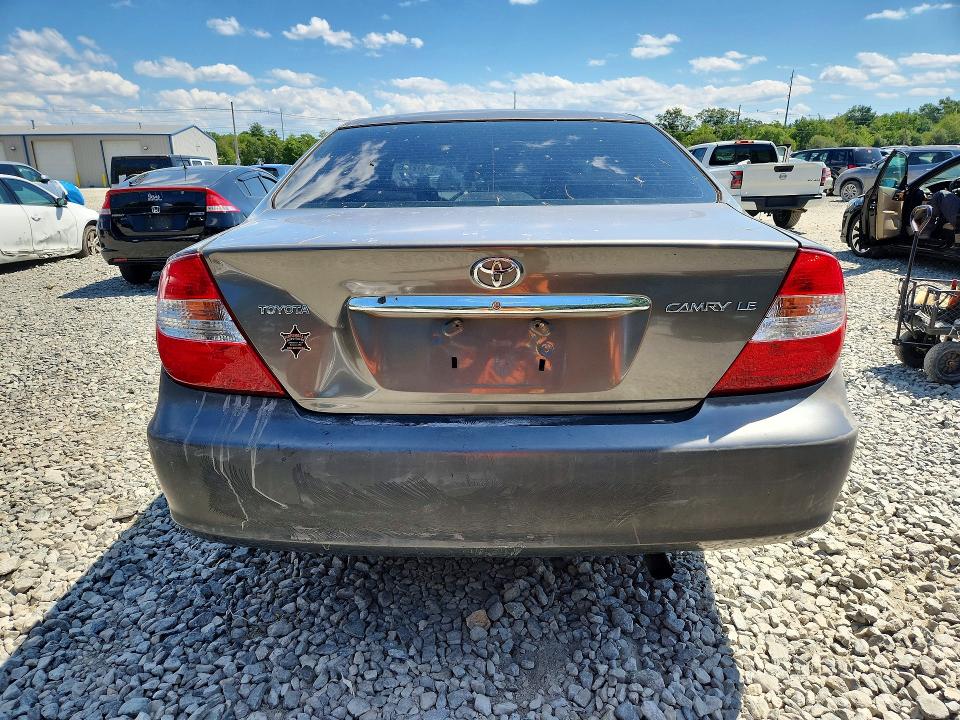 Photo 6 from auction – 2003 TOYOTA CAMRY with VIN 4T1BE32K03U733930