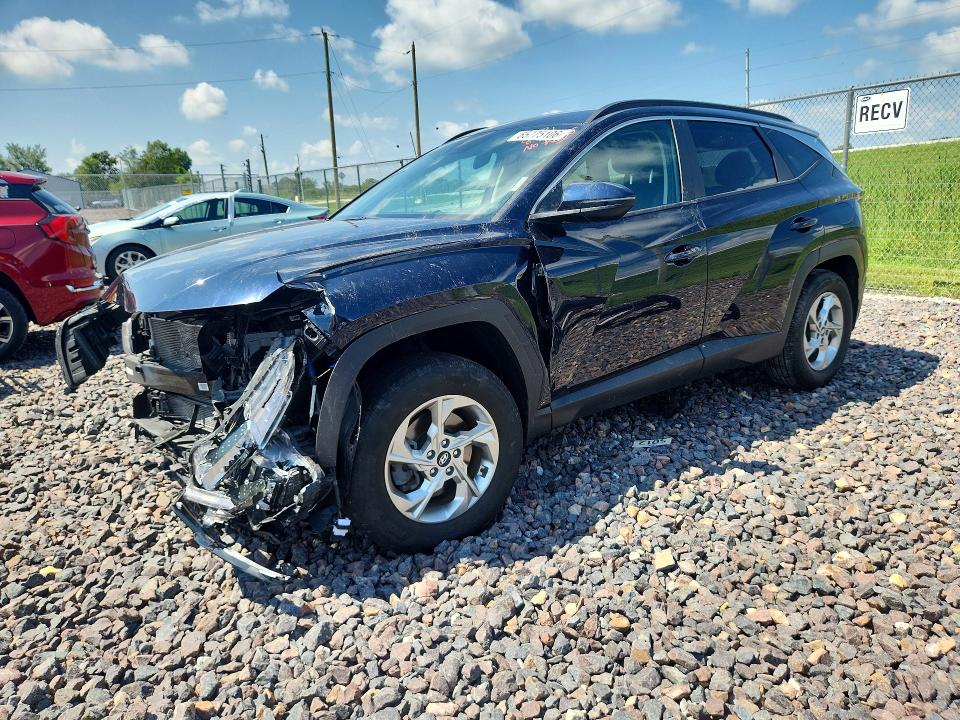 HYUNDAI TUCSON 2023 with VIN KM8JBCAE3PU263902 - Photo from auction