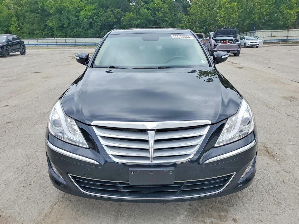 Photo 5 from auction – 2013 HYUNDAI GENESIS with VIN KMHGC4DD4DU248725