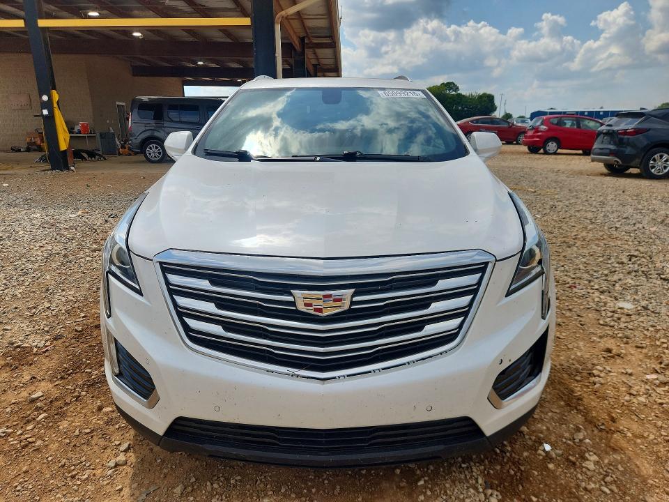 Photo 5 from auction – 2017 CADILLAC XT5 with VIN 1GYKNBRS9HZ152483