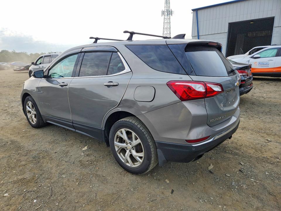 Photo 2 from auction – 2018 CHEVROLET EQUINOX with VIN 3GNAXTEX7JS511875