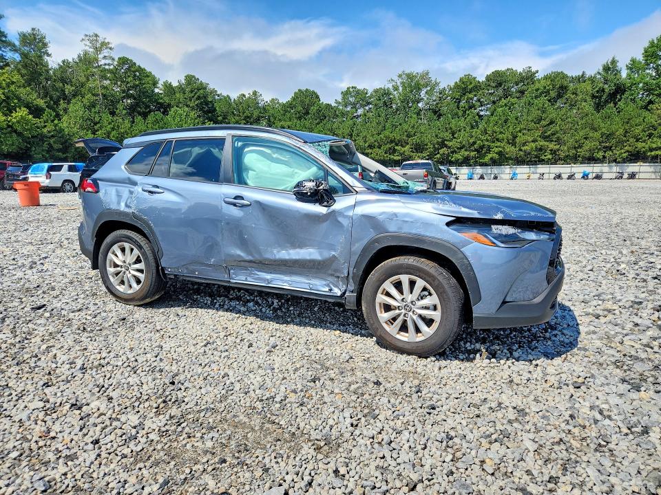 Photo 4 from auction – 2025 TOYOTA COROLLA CROSS with VIN 7MUCAAAG3SV138620
