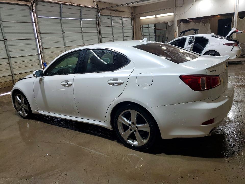 Photo 2 from auction – 2011 LEXUS IS 250 with VIN JTHBF5C25B5134704