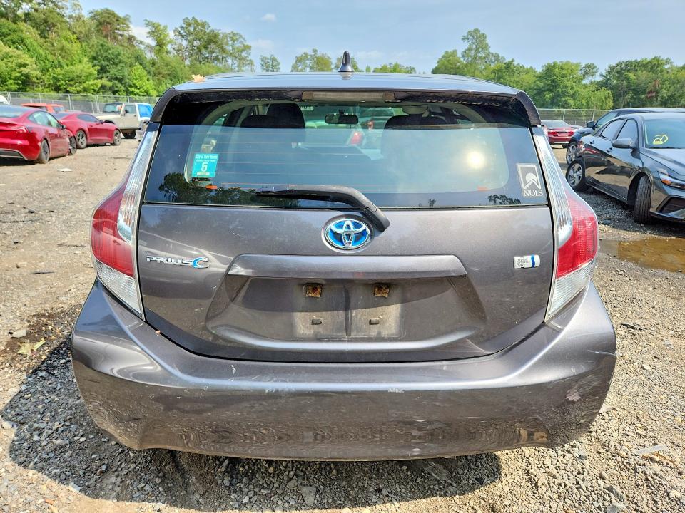 Photo 6 from auction – 2015 TOYOTA PRIUS C with VIN JTDKDTB33F1583527