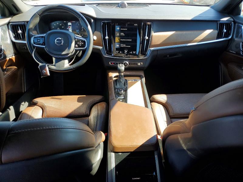 Photo 8 from auction – 2020 VOLVO S90 with VIN LVYA22ML2LP175613