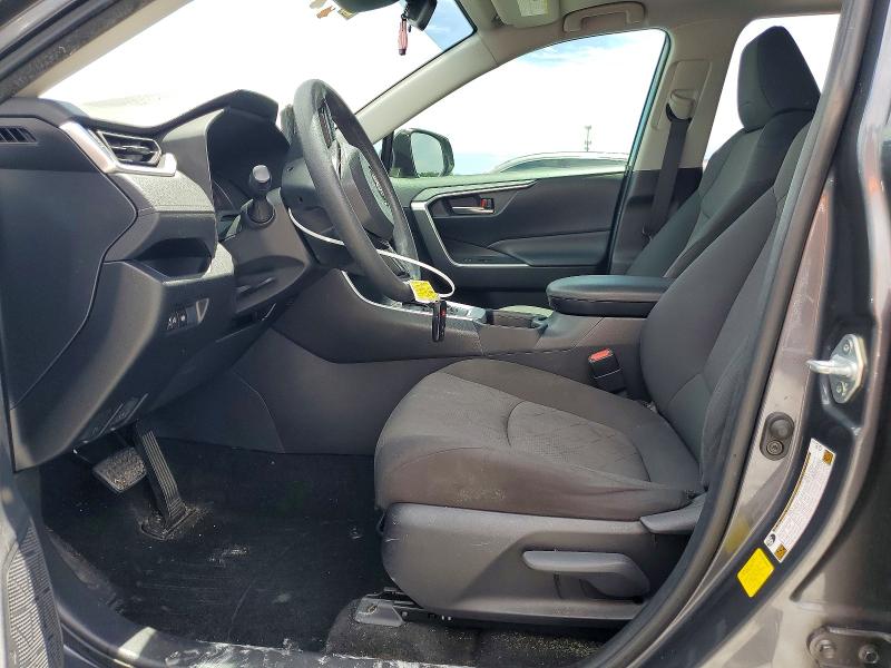 Photo 7 from auction – 2019 TOYOTA RAV4 with VIN JTMW1RFV3KD032676