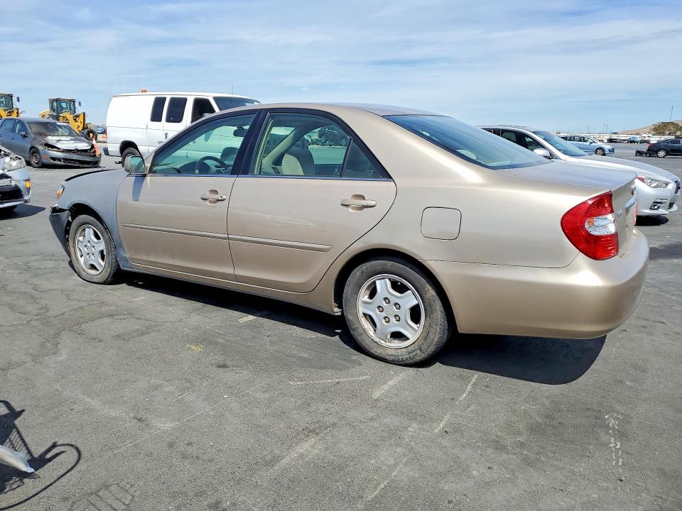 Photo 2 from auction – 2002 TOYOTA CAMRY with VIN 4T1BF30K12U023868