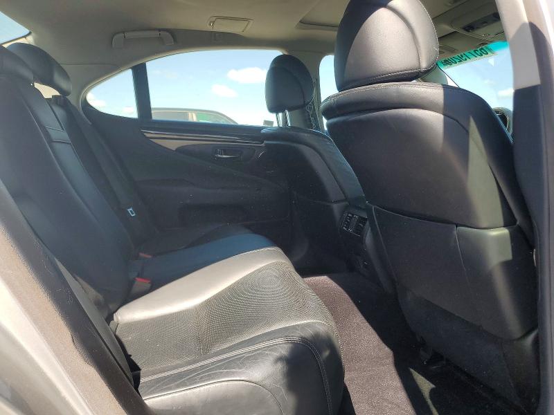 Photo 10 from auction – 2014 LEXUS LS with VIN JTHCL5EFXE5022496