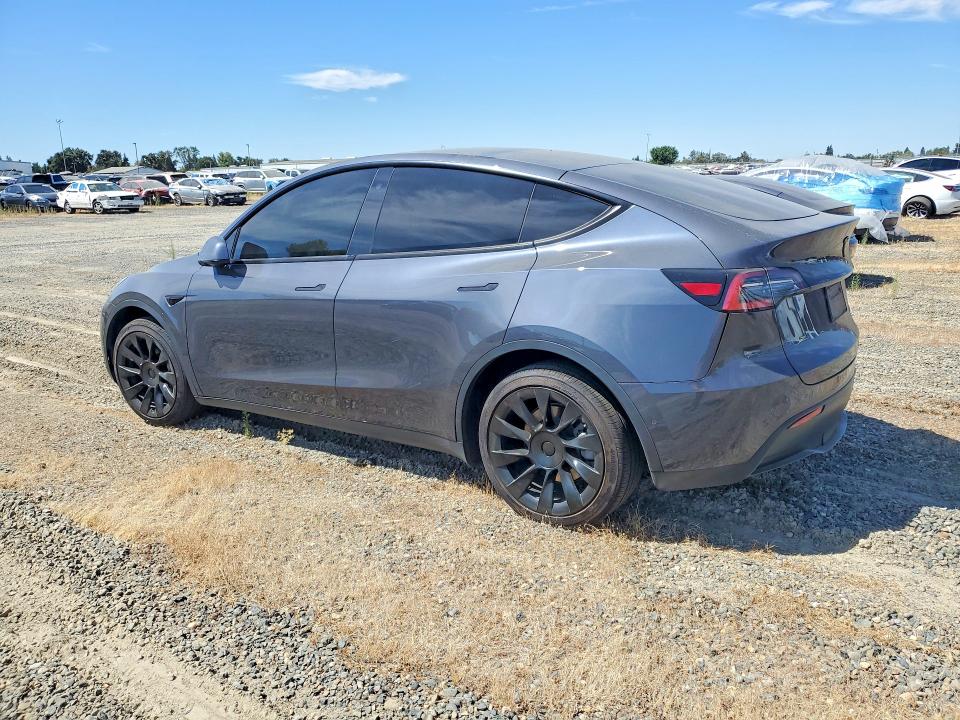 Photo 2 from auction – 2020 TESLA MODEL Y with VIN 5YJYGDEF7LF002420