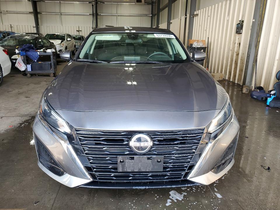 Photo 5 from auction – 2023 NISSAN ALTIMA with VIN 1N4BL4DV7PN353027