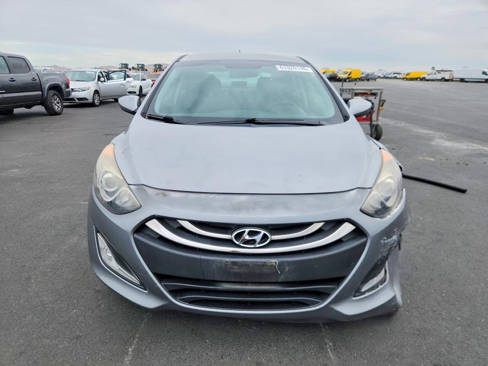 Снимка 5 от търг – 2015 HYUNDAI ELANTRA GT с VIN KMHD35LH4FU240852