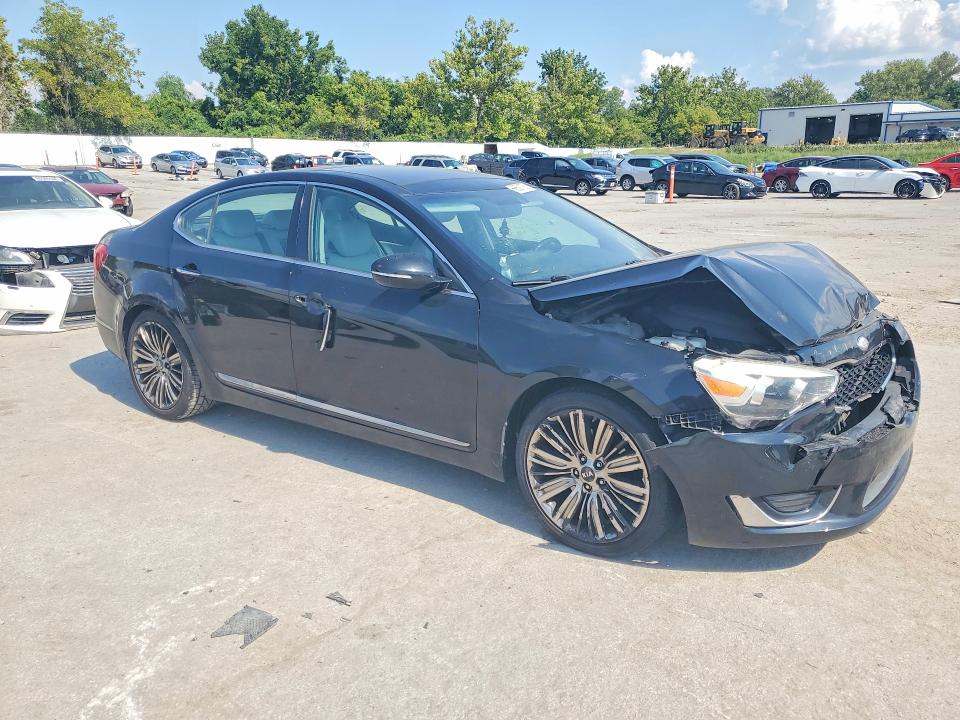 Снимка 4 от търг – 2014 KIA CADENZA с VIN KNALN4D79E5167171