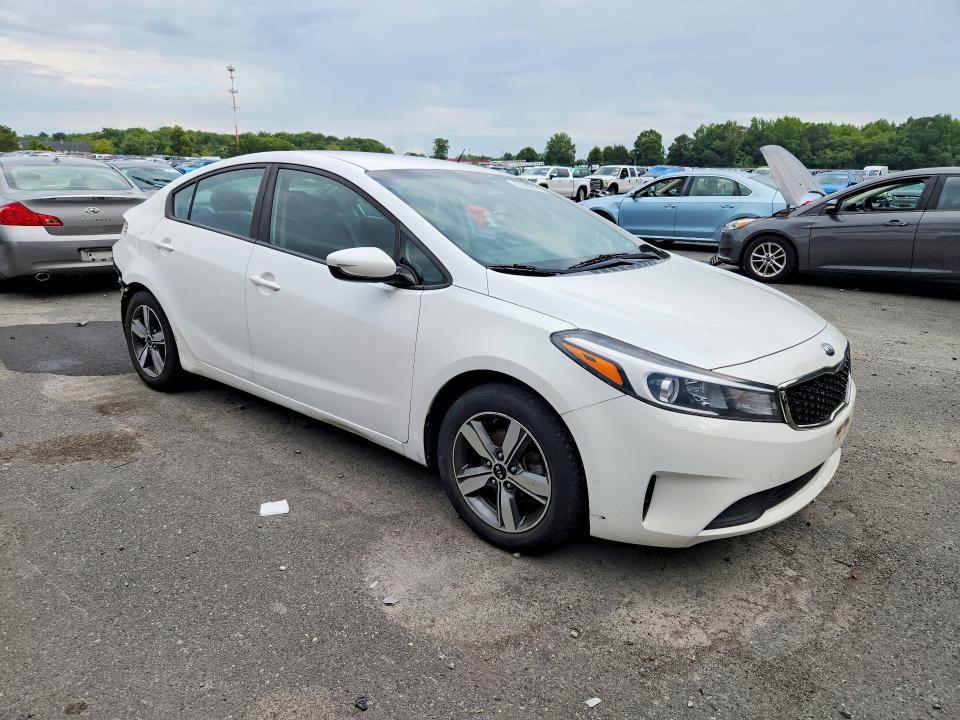 Photo 4 from auction – 2018 KIA FORTE with VIN 3KPFL4A76JE245124