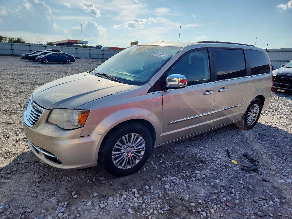 2013 CHRYSLER TOWN & COUNTRY - Търг №66453066
