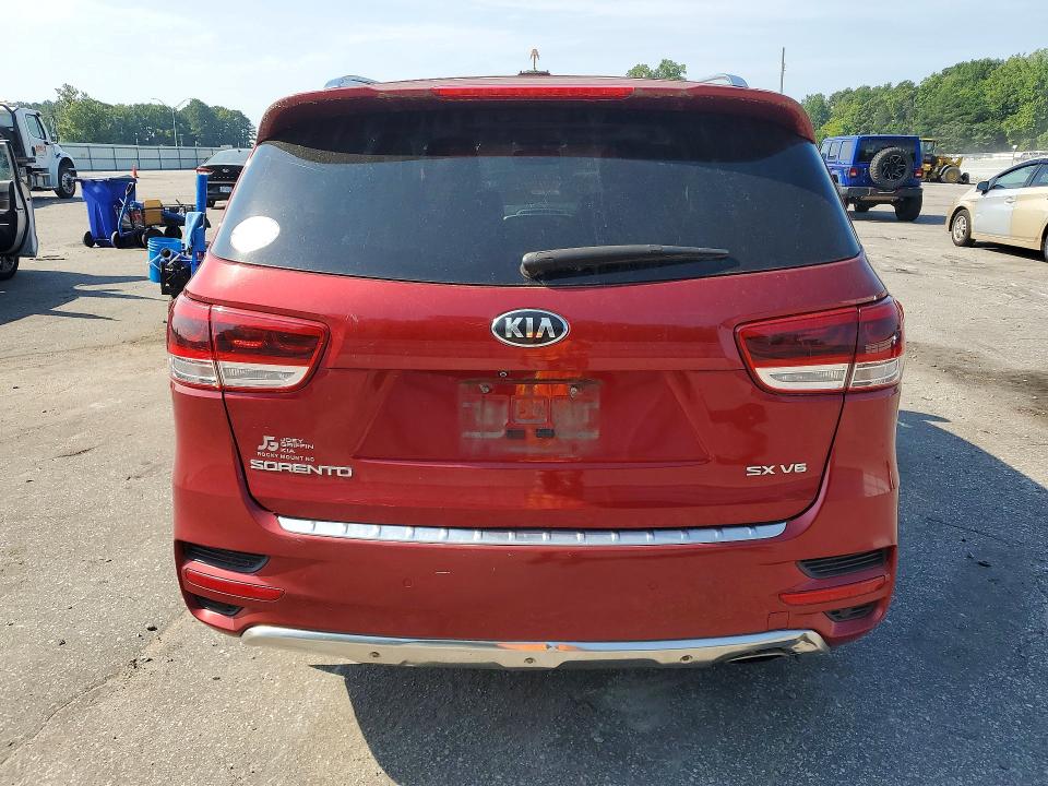 Photo 6 from auction – 2016 KIA SORENTO with VIN 5XYPK4A58GG018566