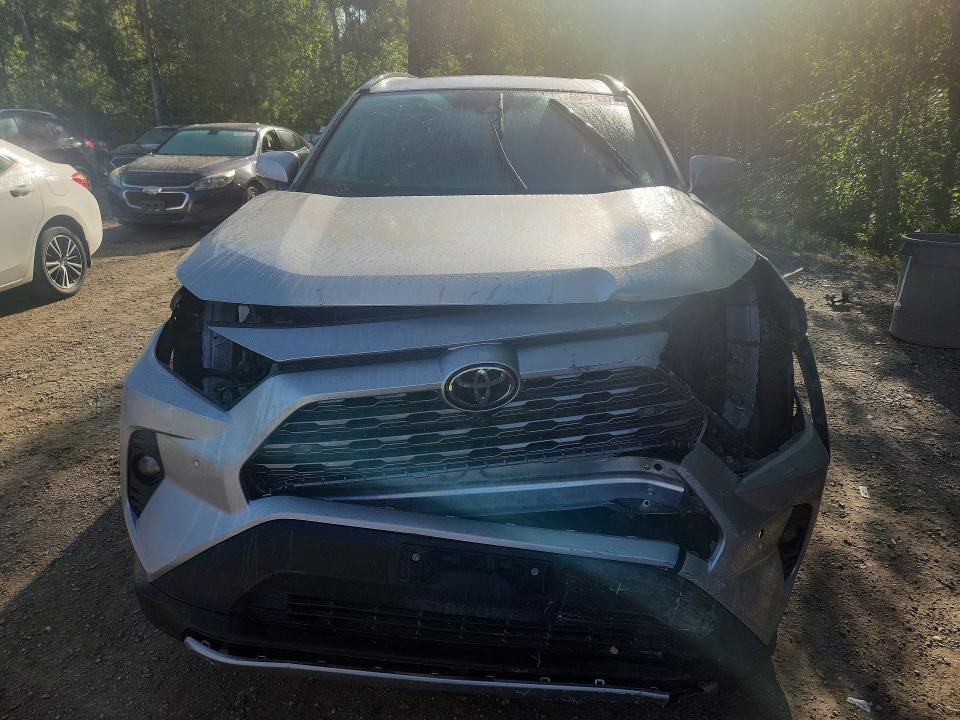 Photo 5 from auction – 2020 TOYOTA RAV4 with VIN 2T3D1RFV9LC120774