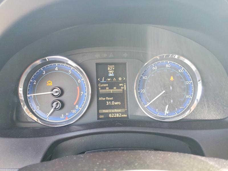 Фото 9 с аукциона – 2017 TOYOTA COROLLA с VIN 5YFBURHE8HP648480