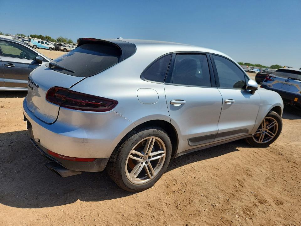 Photo 3 from auction – 2015 PORSCHE MACAN with VIN WP1AB2A56FLB41519