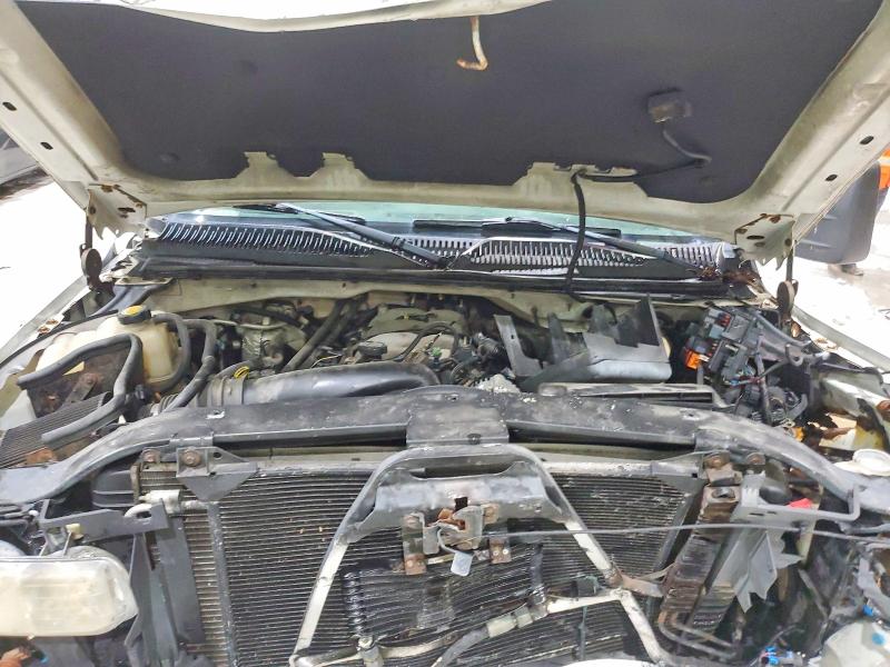 Photo 11 from auction – 2001 CHEVROLET SILVERADO with VIN 1GCHK23G11F166009