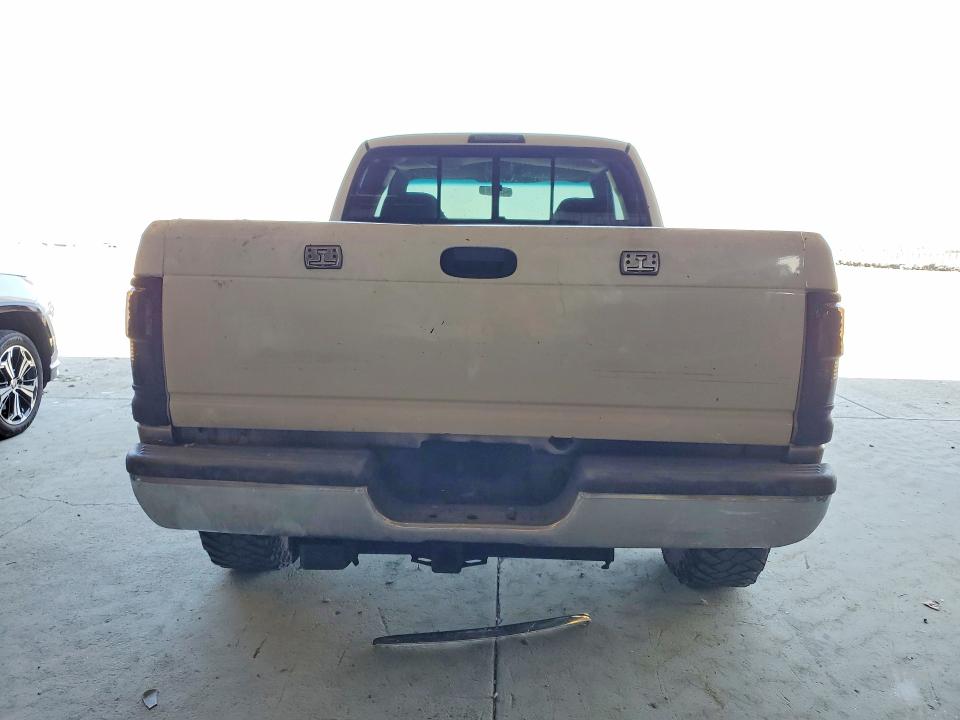 Photo 6 from auction – 2001 DODGE RAM 2500 with VIN 3B7KC23621G789051