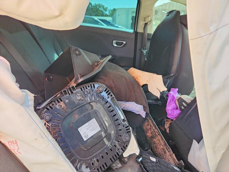 Photo 10 from auction – 2025 KIA K4 with VIN 3KPFT4DE4SE060291