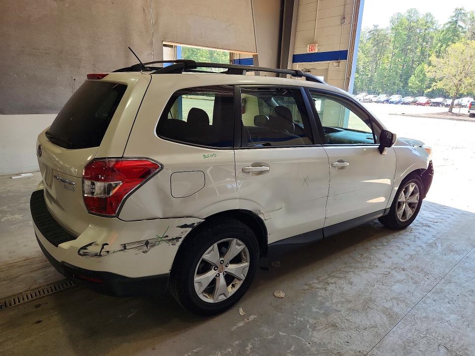 Zdjęcie 3 z aukcji – 2015 SUBARU FORESTER z VIN JF2SJADC9FH521844
