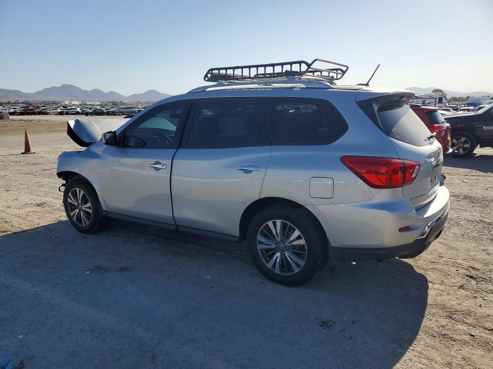 Photo 2 from auction – 2017 NISSAN PATHFINDER with VIN 5N1DR2MN4HC629551