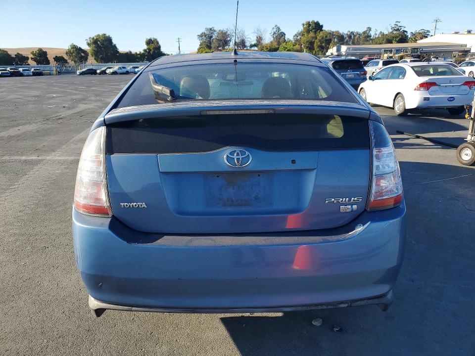 Photo 6 from auction – 2005 TOYOTA PRIUS with VIN JTDKB20U157013078