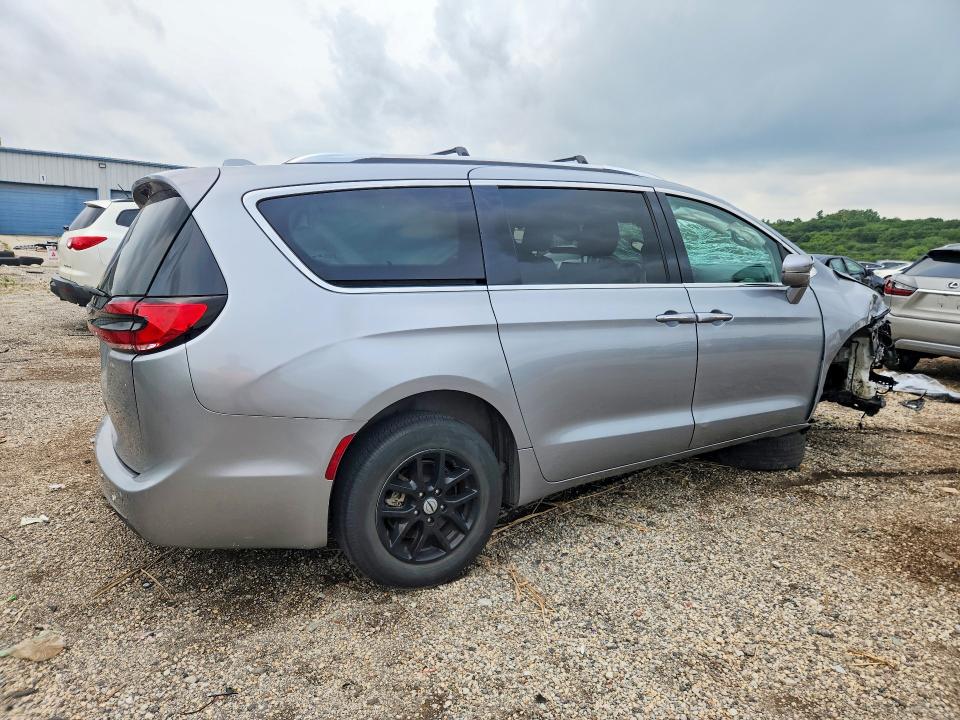 Photo 3 from auction – 2021 CHRYSLER PACIFICA with VIN 2C4RC1BG2MR532313