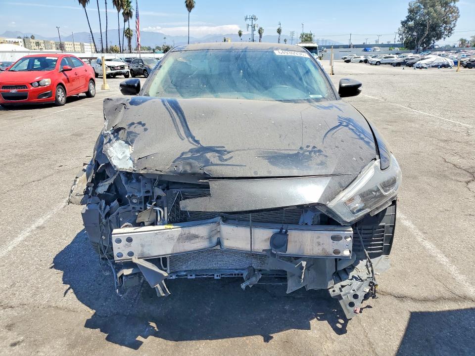 Photo 5 from auction – 2018 NISSAN MAXIMA with VIN 1N4AA6AP8JC384597