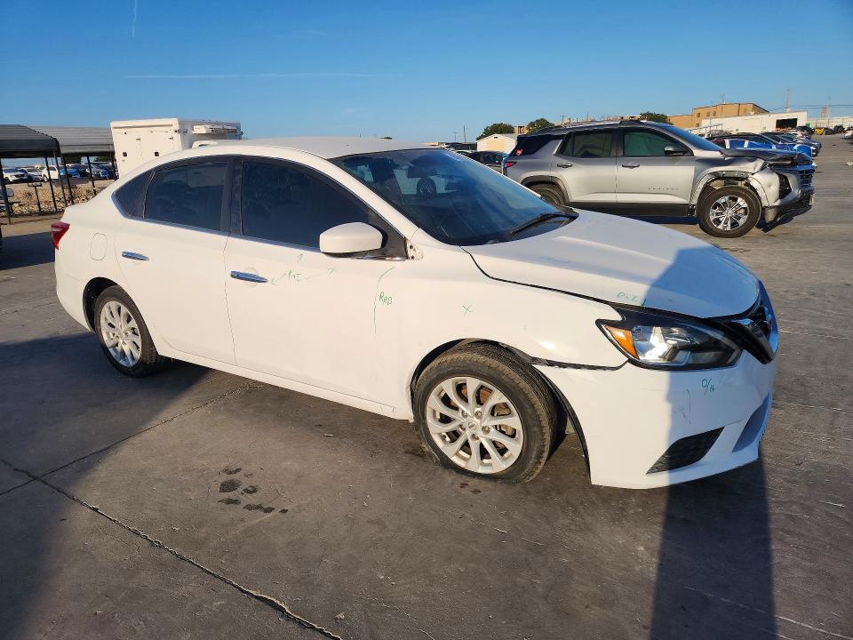 Photo 4 from auction – 2018 NISSAN SENTRA with VIN 3N1AB7AP8JY240295