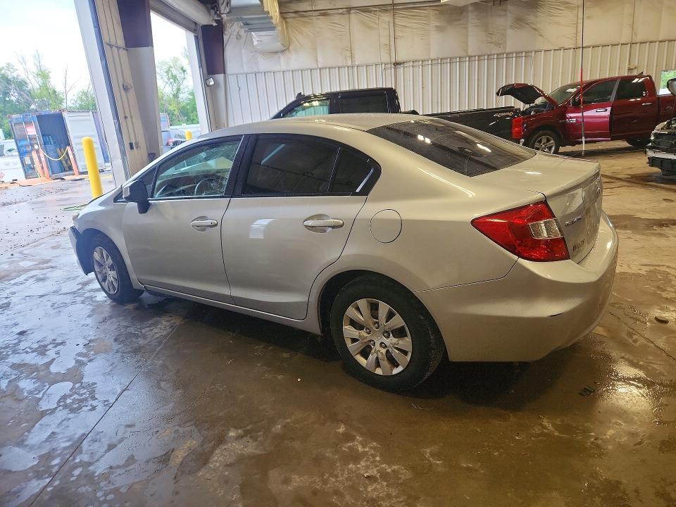 Photo 2 from auction – 2012 HONDA CIVIC with VIN 19XFB2F57CE023502