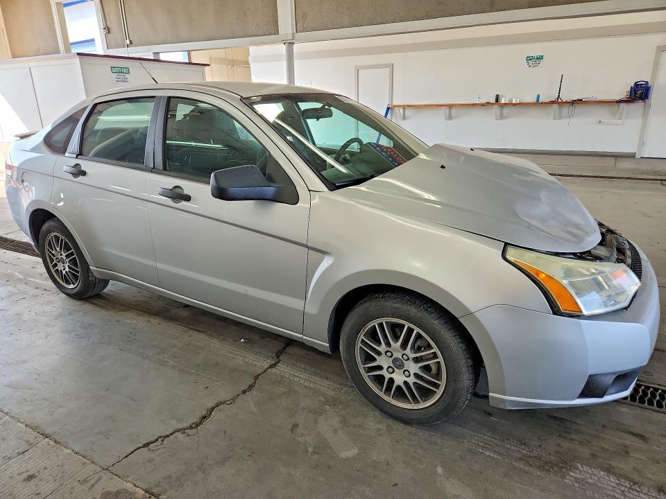 Снимка 4 от търг – 2011 FORD FOCUS с VIN 1FAHP3FN9BW120548