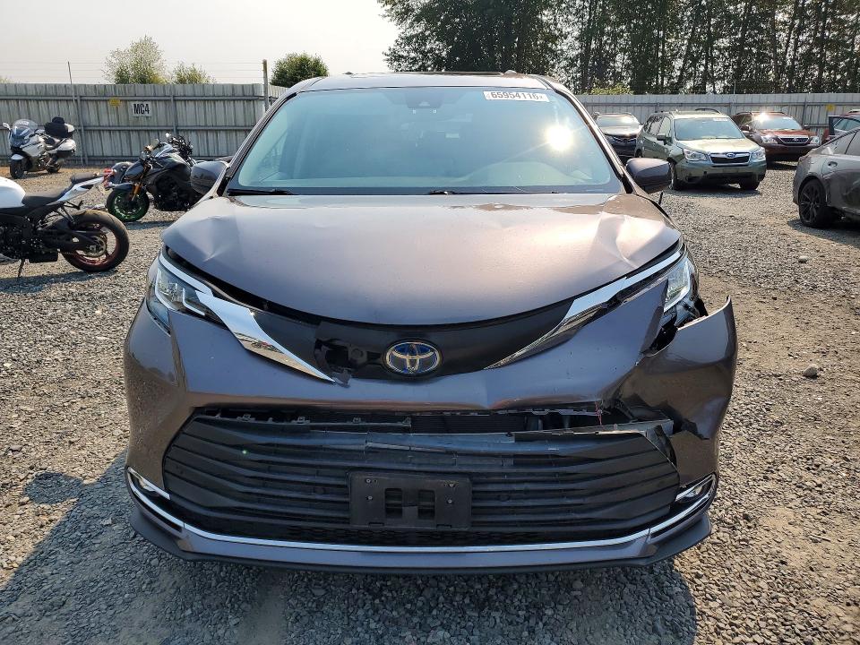 Photo 5 from auction – 2021 TOYOTA SIENNA with VIN 5TDYSKFC6MS033467