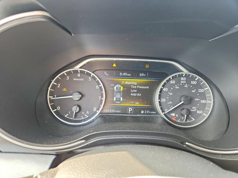 Photo 9 from auction – 2017 NISSAN MAXIMA with VIN 1N4AA6AP3HC448801