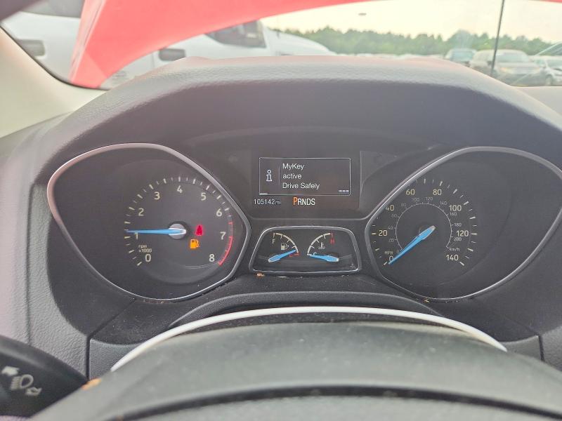 Photo 9 from auction – 2015 FORD FOCUS with VIN 1FADP3F21FL365310