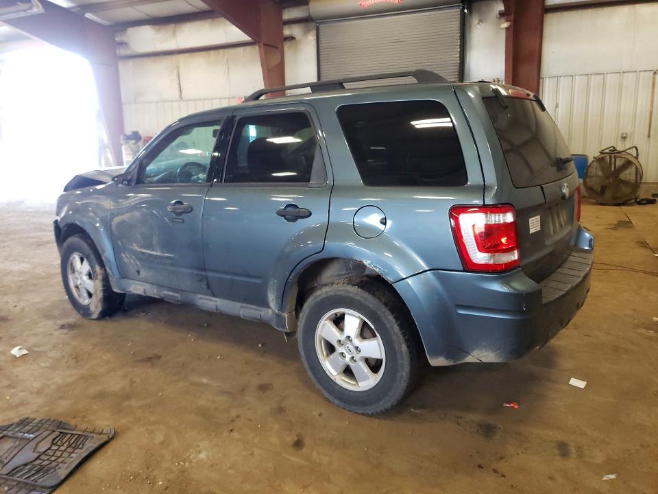 Photo 2 from auction – 2011 FORD ESCAPE with VIN 1FMCU0DGXBKA67488