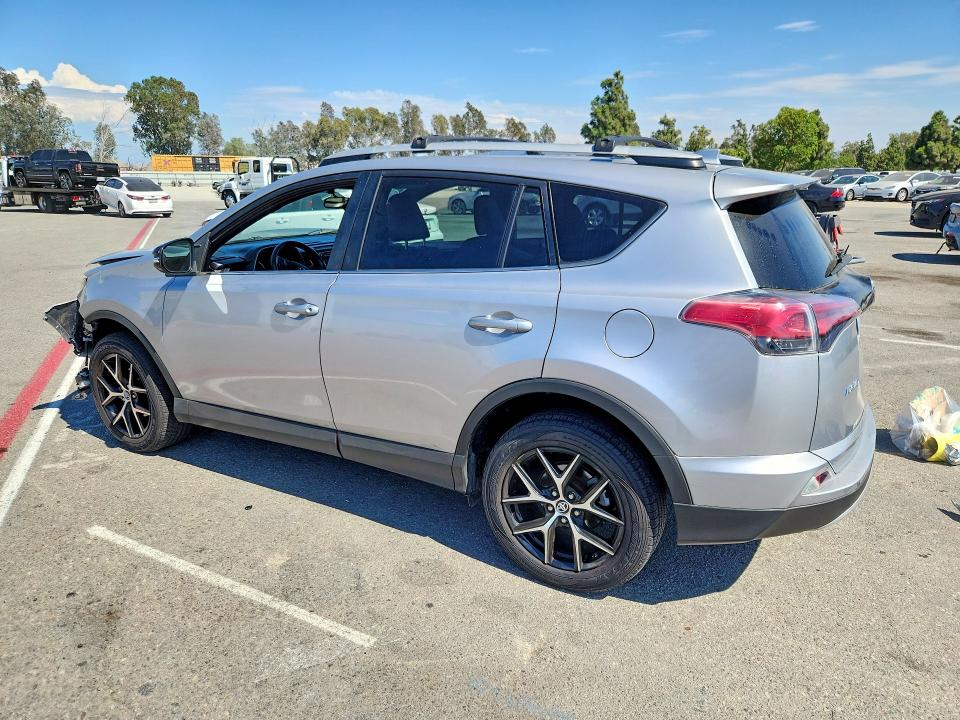 Photo 2 from auction – 2016 TOYOTA RAV4 with VIN 2T3NFREV5GW300393