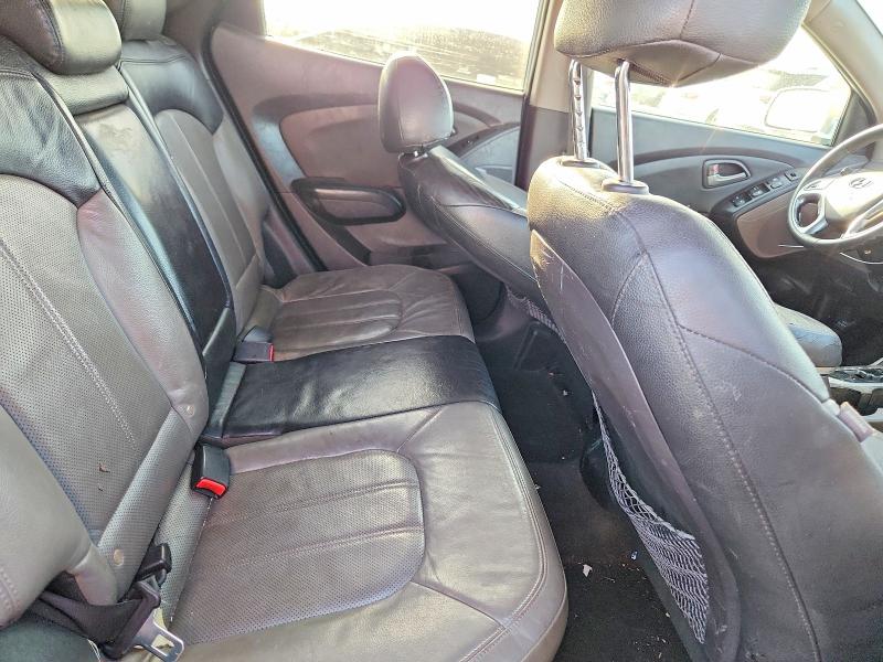 Photo 11 from auction – 2011 HYUNDAI TUCSON with VIN KM8JU3AC4BU138151