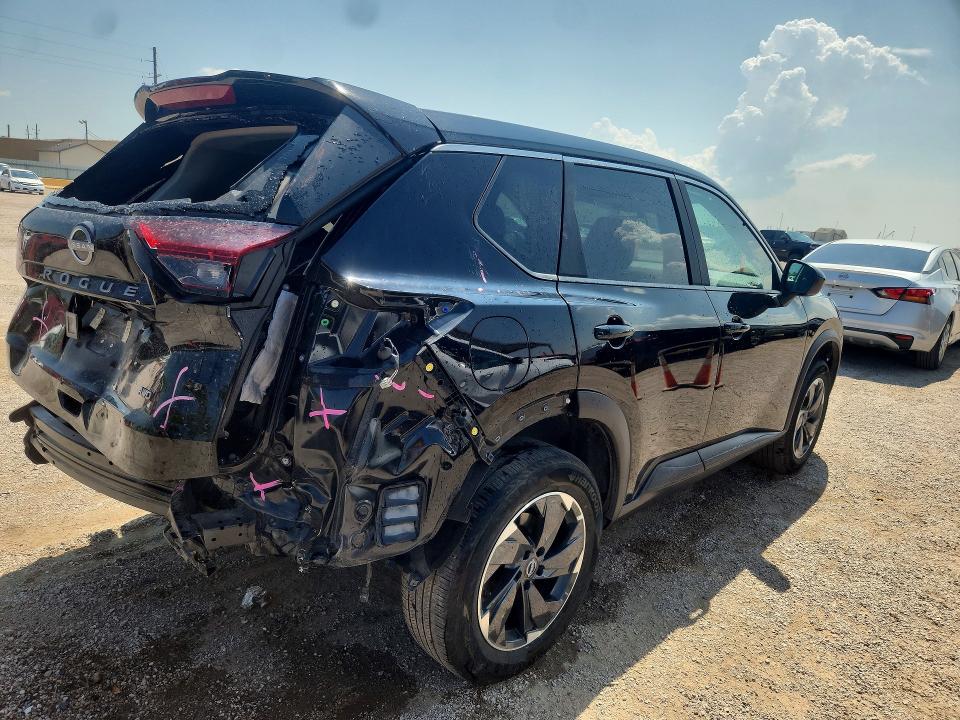 Photo 3 from auction – 2026 NISSAN ROGUE with VIN 5N1BT3BB7TC683720