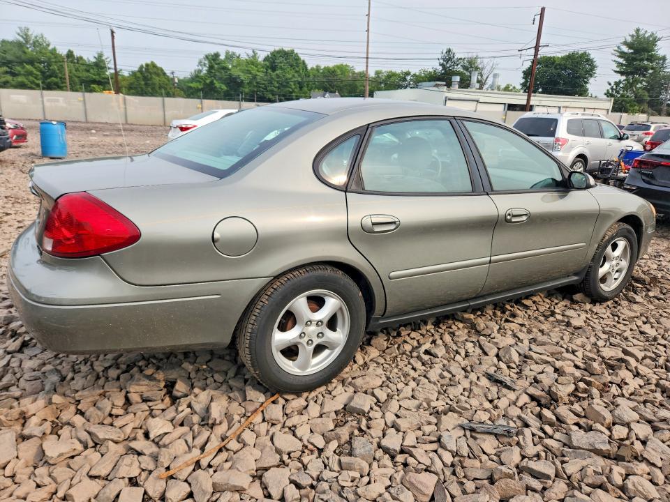 Photo 3 from auction – 2002 FORD TAURUS with VIN 1FAHP53U42G194901