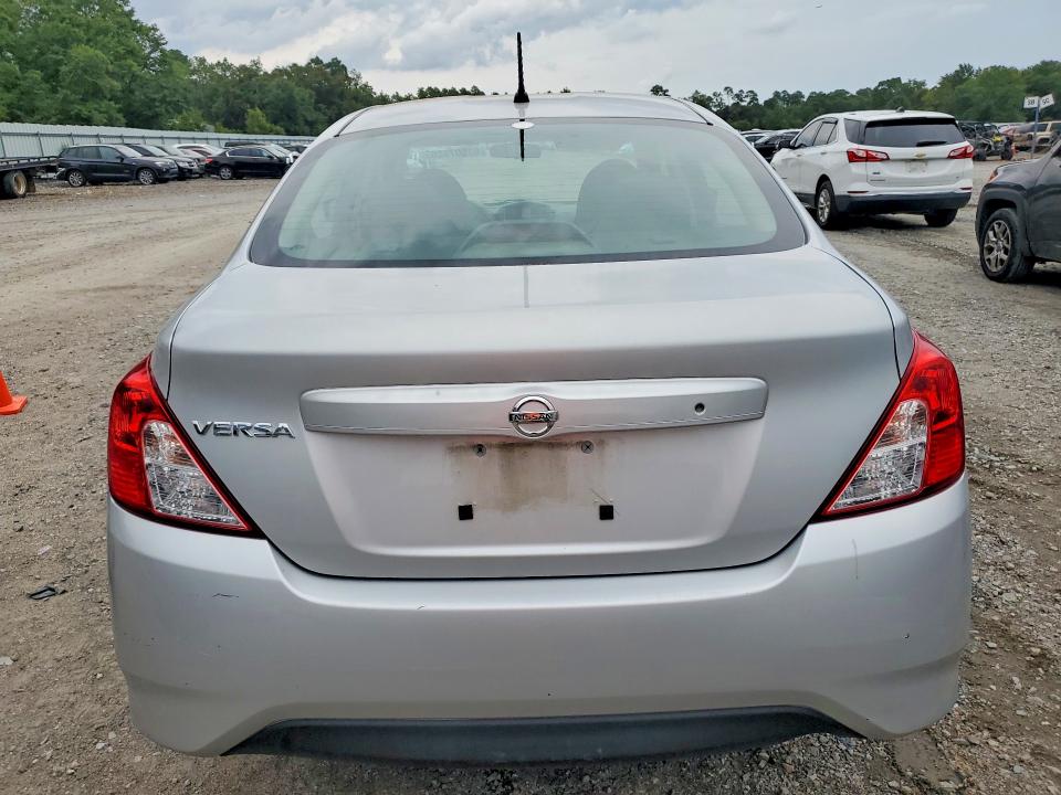 Photo 6 from auction – 2016 NISSAN VERSA with VIN 3N1CN7AP6GL866255