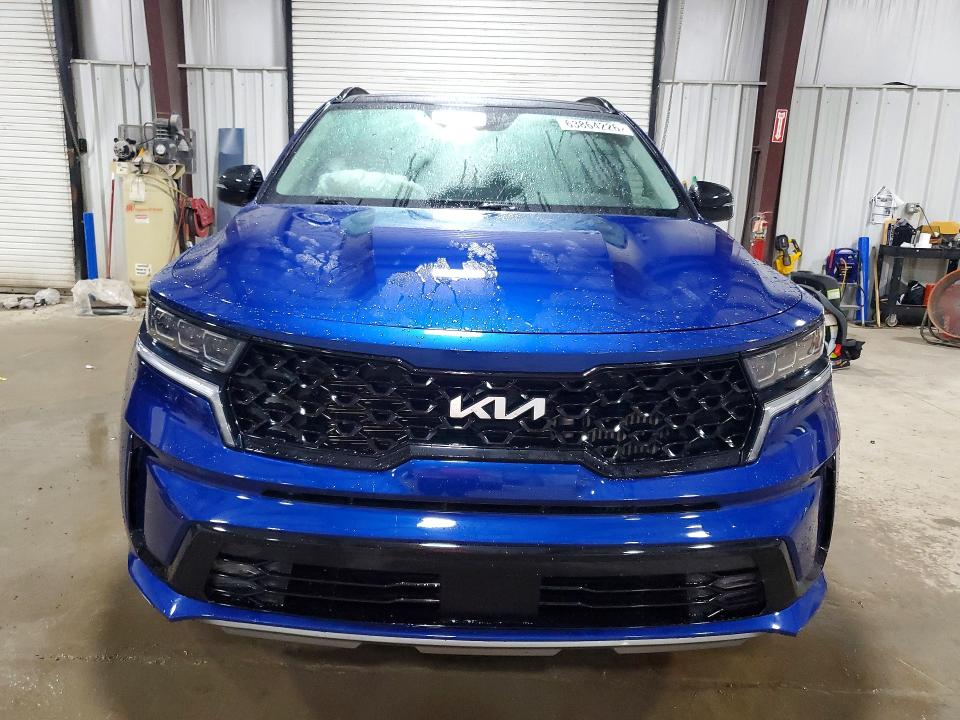 Photo 5 from auction – 2023 KIA SORENTO with VIN 5XYRKDLF2PG164461