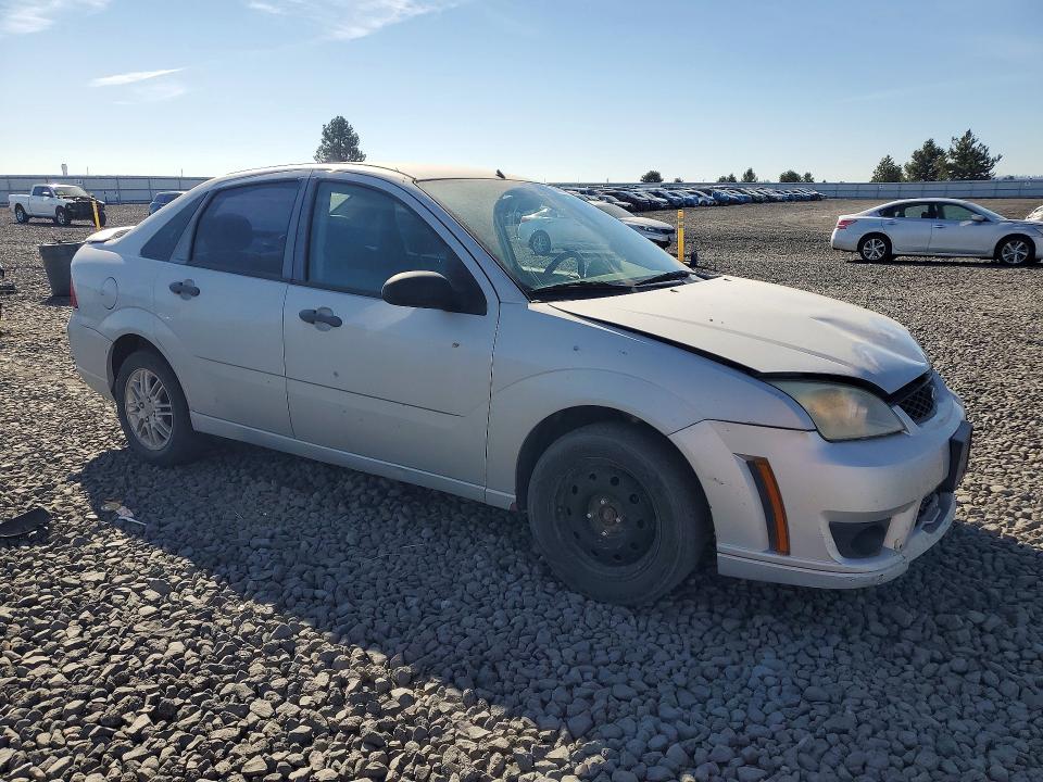 Photo 4 from auction – 2007 FORD FOCUS with VIN 1FAFP34N07W354689