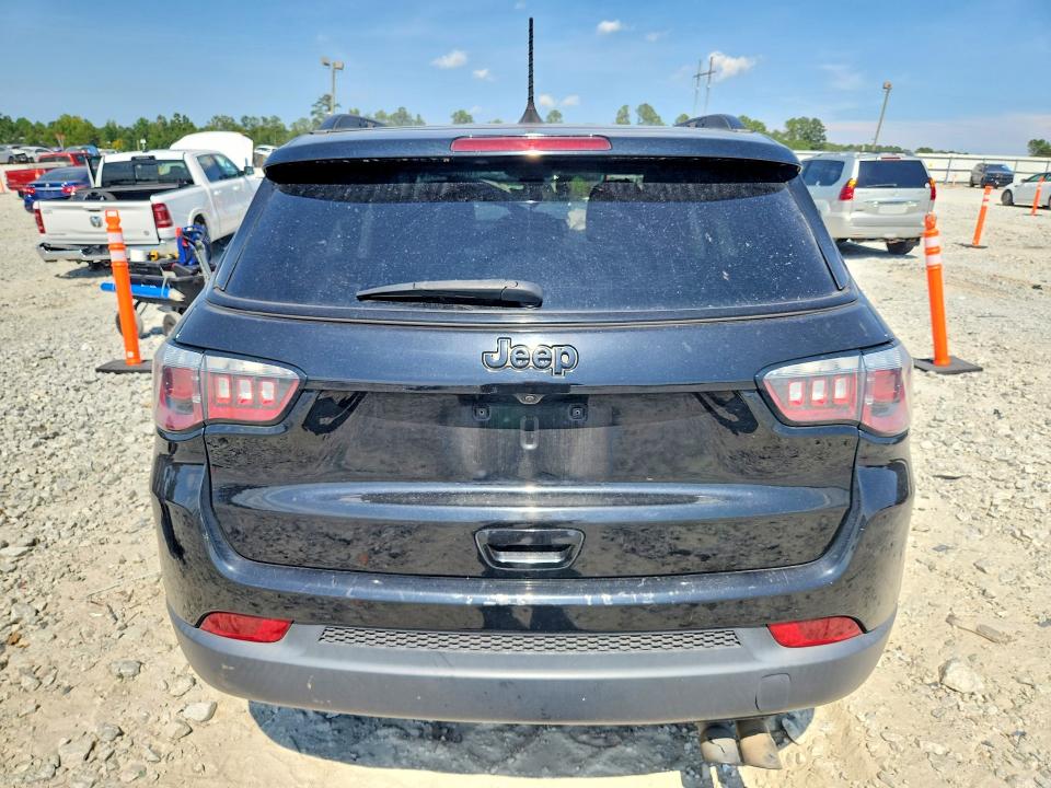 Снимка 6 от търг – 2019 JEEP COMPASS с VIN 3C4NJCBB6KT726616
