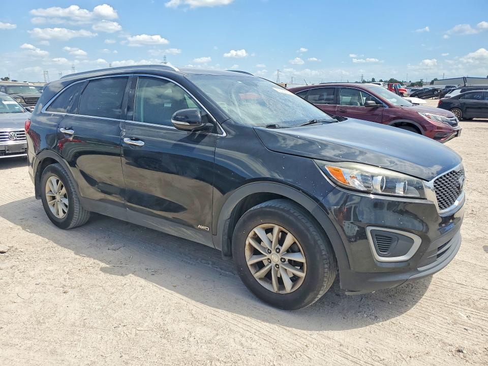 Photo 4 from auction – 2016 KIA SORENTO with VIN 5XYPGDA30GG162600