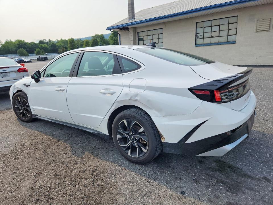 Photo 2 from auction – 2025 HYUNDAI SONATA with VIN KMHL64JAXSA429116